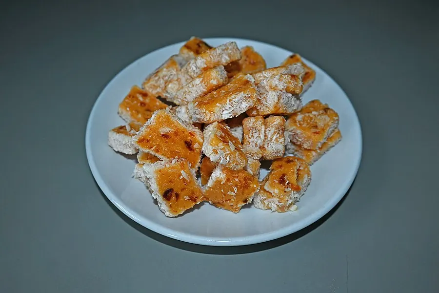 Coconut candy, 10 pieces